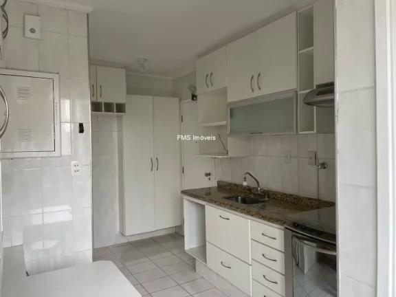 Imagem Apartamento à venda em Moema, com 3 quartos sendo 1 suíte, 3 banheiros, 1 vaga.