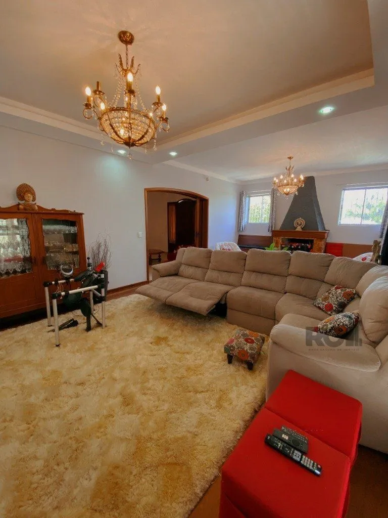 Imagem Casa no Teresópolis de 4 dormitórios e 4 vagas