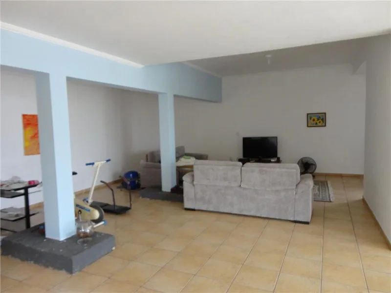 Imagem Imperdível oportunidade: Casa à venda em Valinhos-SP, Jardim Europa, 3 quartos, 1 suíte, 2 salas, 4 banheiros, 2 vagas, 330m².