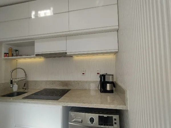 Imagem Vende-se apartamento reformado com 2 dormitórios (1 suíte) - 75 m² - Jardim Botânico