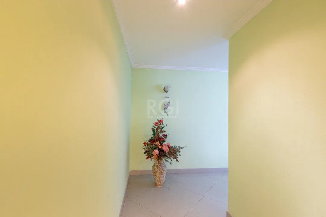 Imagem Casa para Venda - 160m², 3 dormitórios, sendo 2 suites, 3 vagas - Cristal