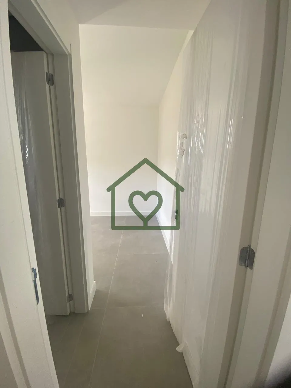 Imagem Excelente apartamento à VENDA no Bairro Chácara das Pedras!
Imóvel NOVO (nunca habitado), com 2 d...