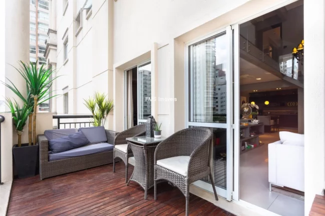 Imagem Apartamento Duplex á venda em Moema com 2 Suítes, 2 Vagas, 163m²