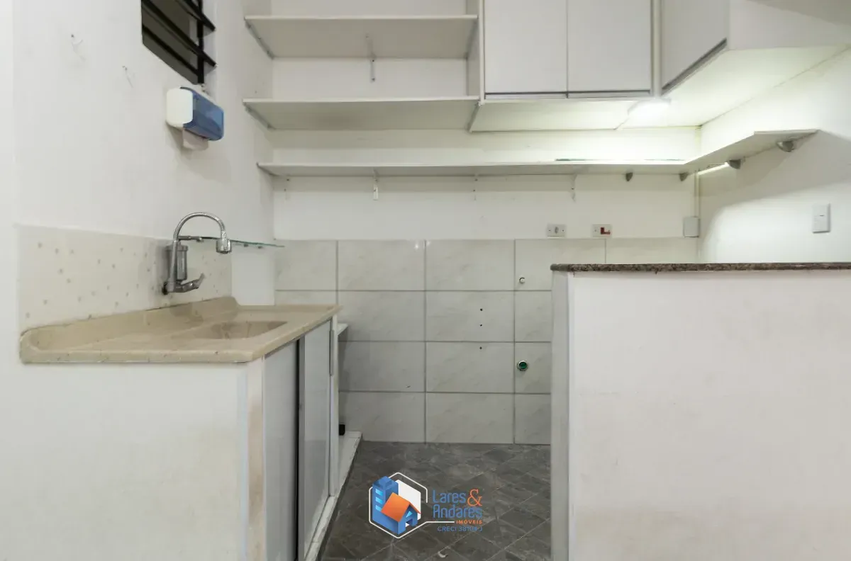 Imagem Sobrado para venda em Vila dos Remédios com 2 quartos, sendo 2 suítes, 75m²