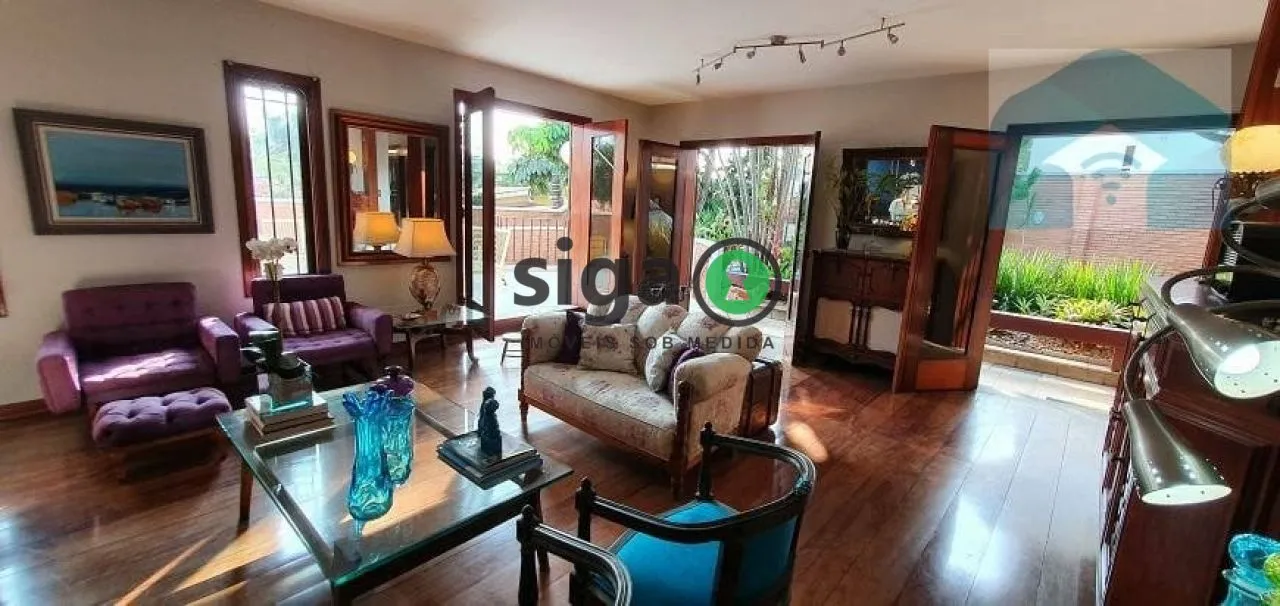 Imagem CASA À VENDA NO MORUMBI COM 5 SUÍTES, PISCINA E 5 VAGAS