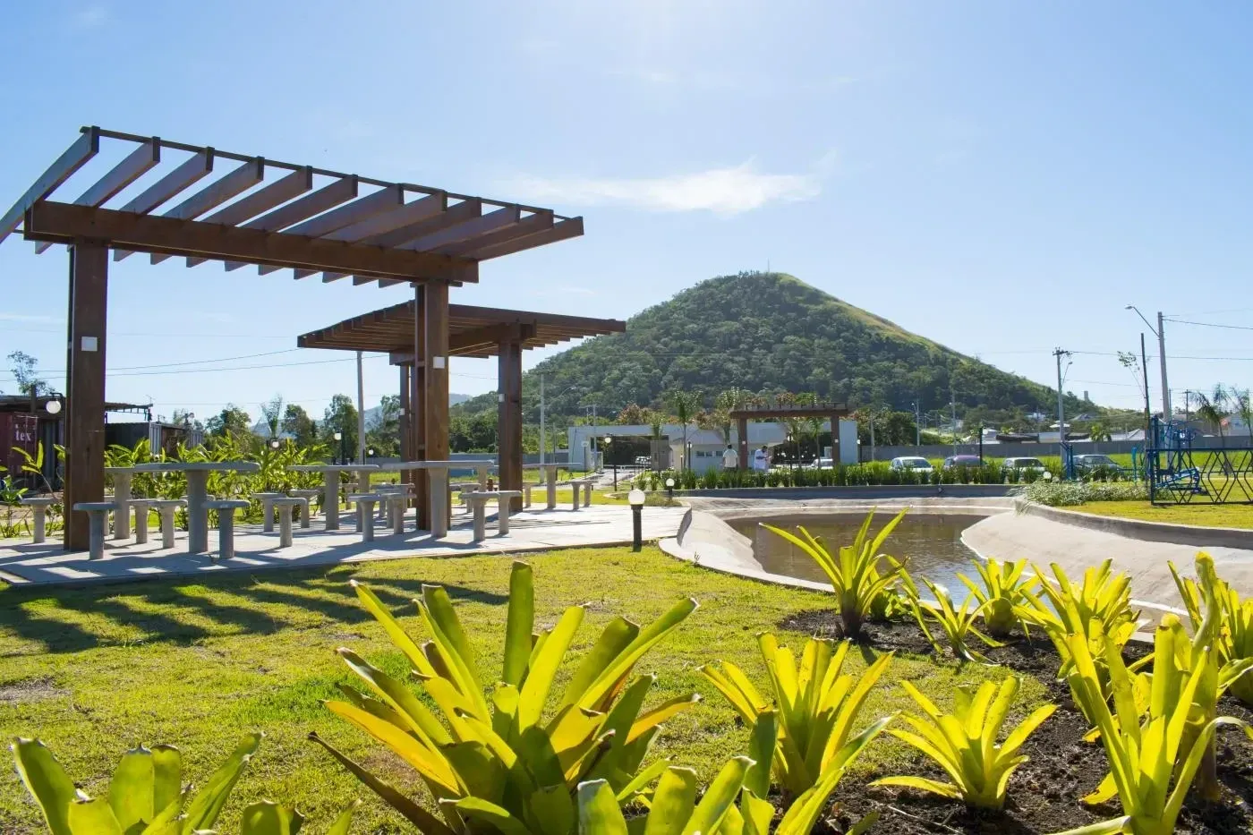 Imagem Terreno em Condomínio à Venda, 360 m² em Cajueiros (Itaipuaçu) - Maricá
