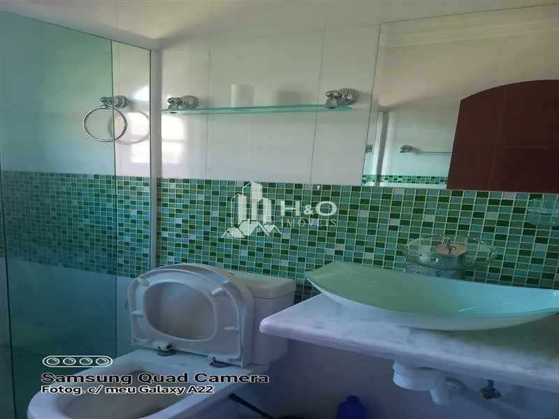 Imagem Oportunidade Sobrado à Venda no Parque Savoy City - 4 Dormitórios, 2 Suítes, Terraço e Quintal Amplo