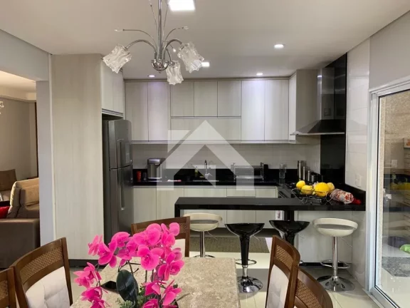 Imagem Casa de Condomínio em Suru - Santana de Parnaíba