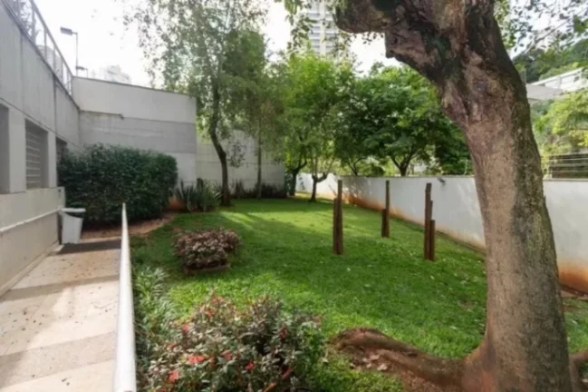 Imagem Vende-se excelente apartamento (Unidade Revenda), a 100m dos Shoppings Morumbi Town e Jardim Sul!!