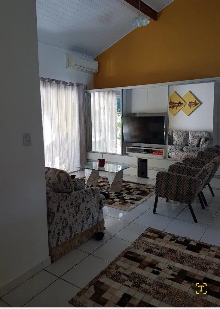 Imagem Casa no Condomínio Cantegrill em Viamão