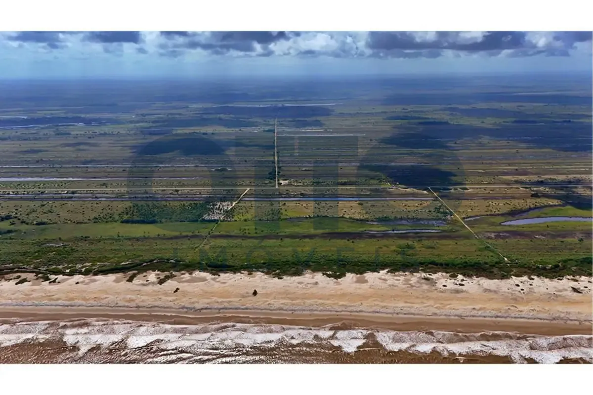 Imagem Terreno de 60.000 m² para venda em Mogiquiçaba, Belmonte
