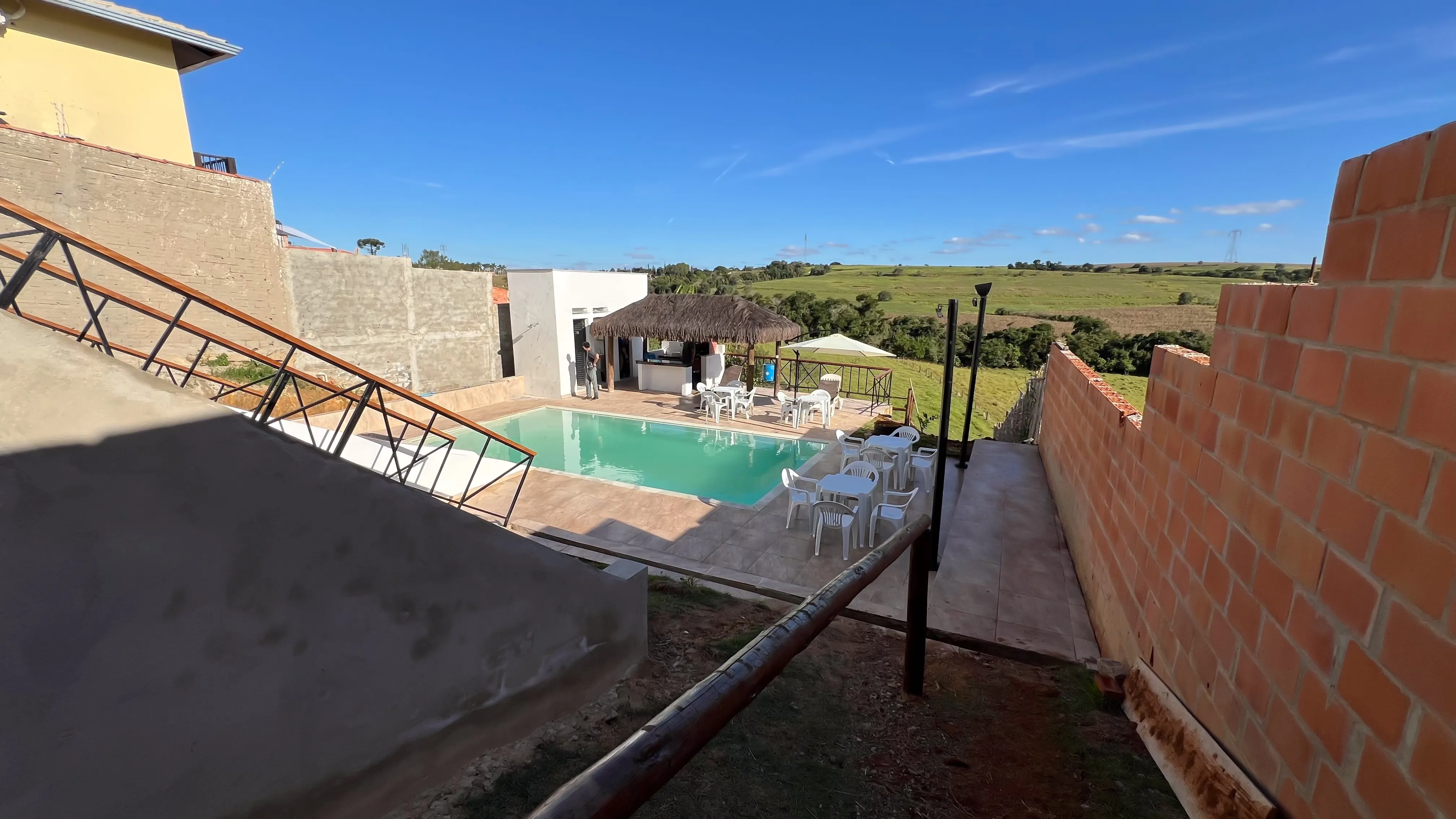 Imagem Chácara Cercada em Araçoiaba da Serra com Lazer Completo e Piscina