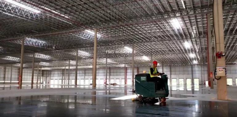Imagem Galpão Comercial em Cajamar-SP com 11.466,00 m² de Área