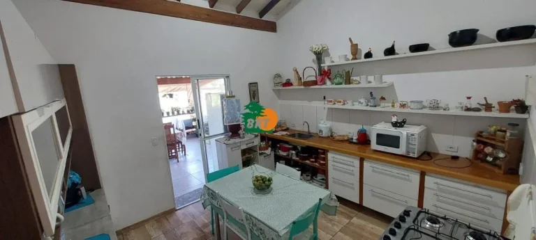 Imagem Casa para Venda em São Roque, Centro (mailasqui), 2 dormitórios, 1 suíte, 2 banheiros, 3 vagas