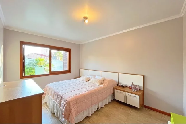 Imagem Casa para venda no bairro Espírito Santo em Porto Alegre