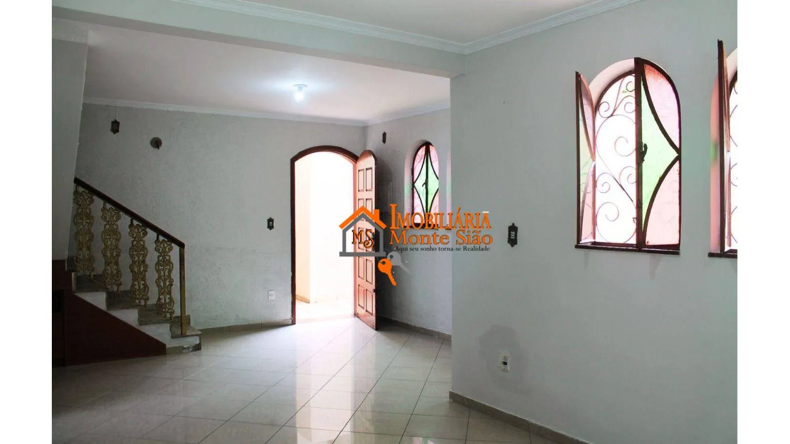Imagem Sobrado com 4 dormitórios à venda, 390 m² por R$ 1.300.000,00 - Osasco - Osasco/SP