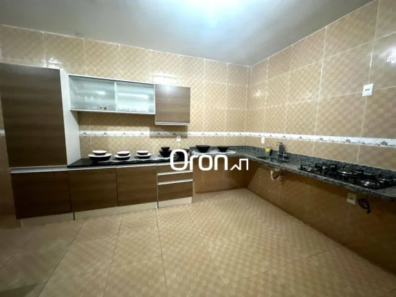 Imagem Sobrado à venda, 300 m² por R$ 690.000,00 - Residencial São Leopoldo - Goiânia/GO