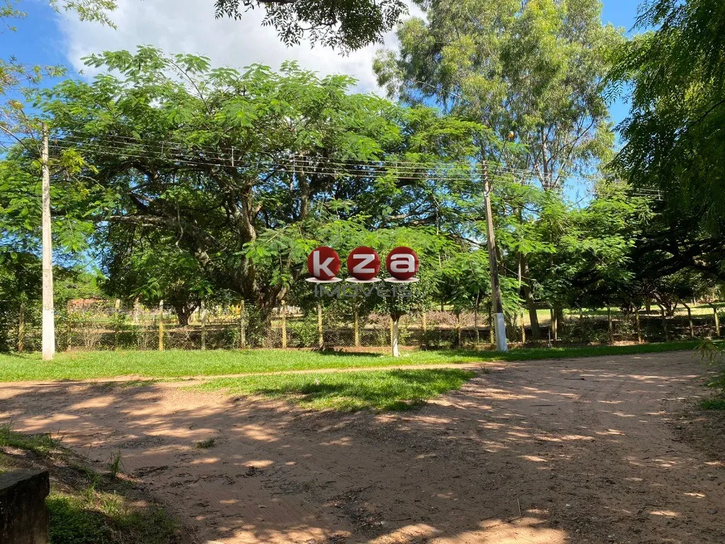 Imagem Terreno à venda no Centro de Dois Córregos-SP com 1.500m² de área! Aproveite essa oportunidade única!