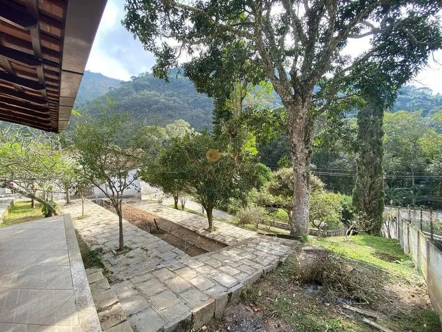 Imagem Casa para Venda em Teresópolis / RJ no bairro Cascata dos Amores