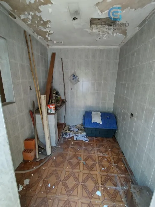 Imagem Vendo Casa com 02 dormitórios na Ponta da Praia, Santos - Terreno: 8,5 X 25,6 M2 - avenida Afonso Pena, VENDA SOMENTE À VISTA