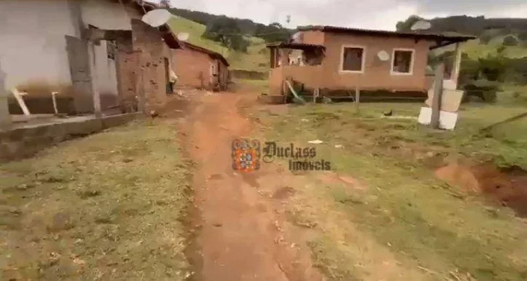Imagem Sítio à venda, 186000 m² por R$ 599.000,00 - Centro - Pedra Bela/SP