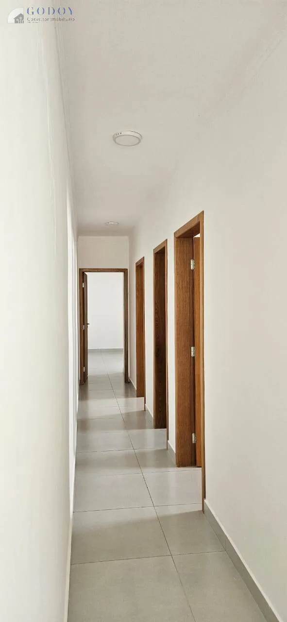 Imagem Casa Térrea com Pé-Direito Alto e Área Gourmet no Bosque da Imperatriz