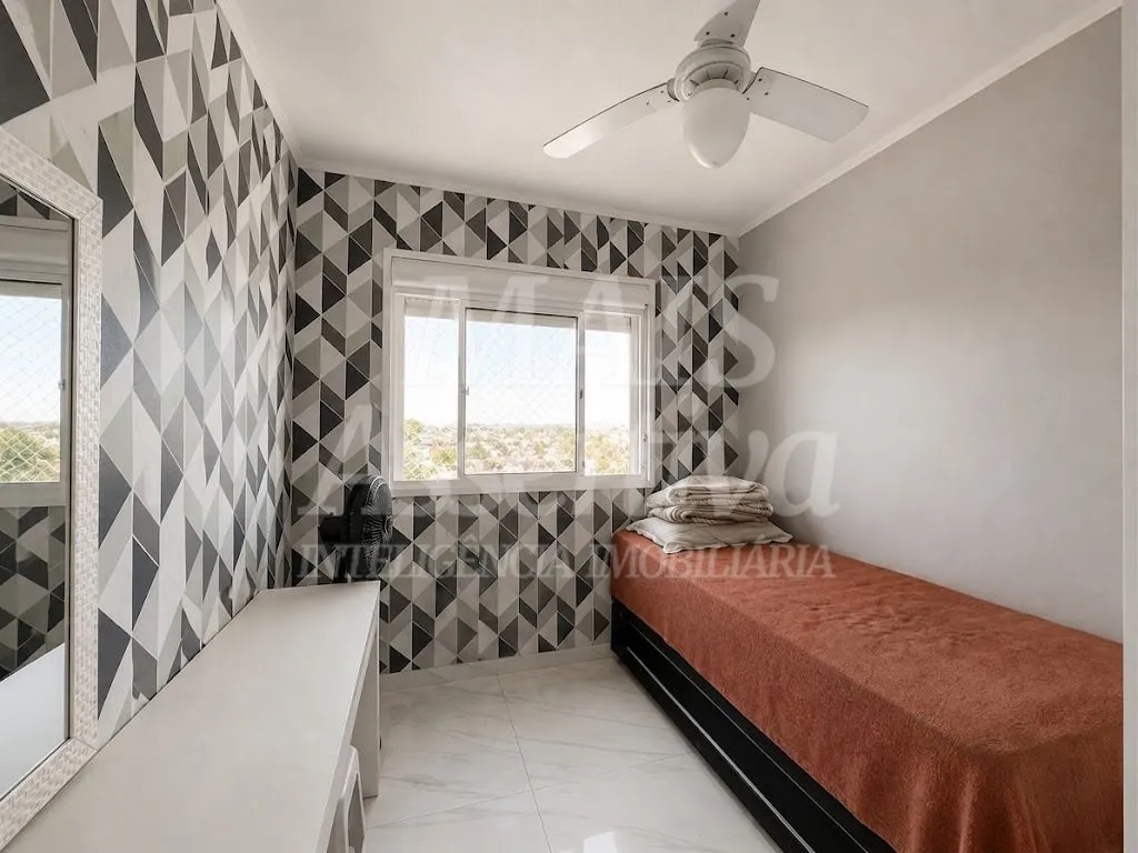 Imagem Excelente apartamento à venda - 3 Dormitórios, semi mobiliado e com sacada!