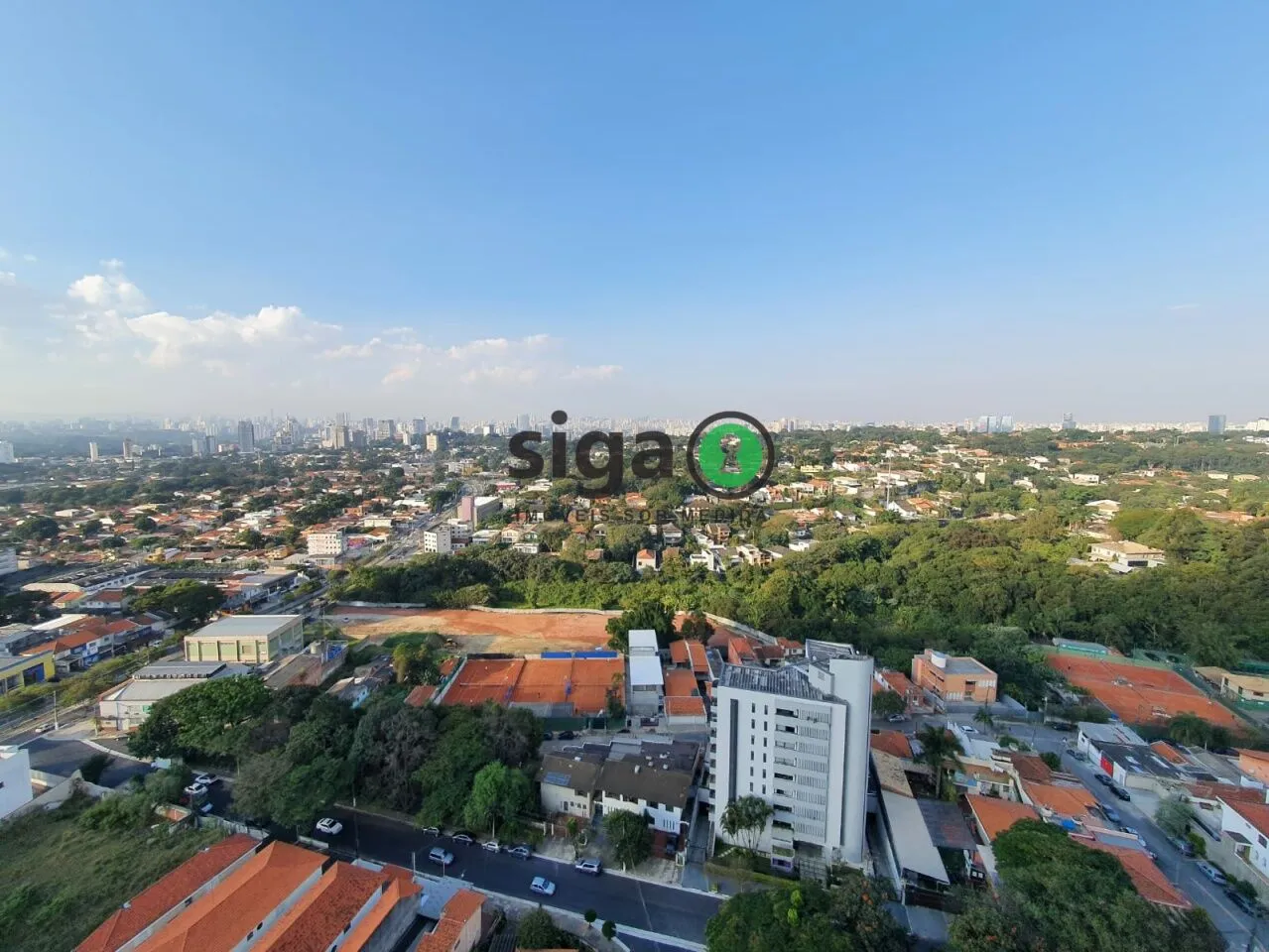 Imagem Apartamento à Venda no Jardim Guedala - 3 Suítes, 3 Vagas e Vista Privilegiada