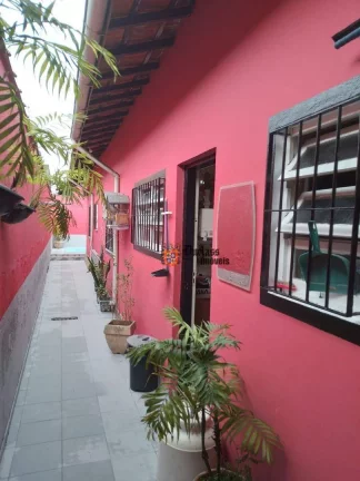 Imagem Casa com 2 dormitórios à venda, 72 m² por R$ 435.000 - Nova Mirim - Praia Grande/SP