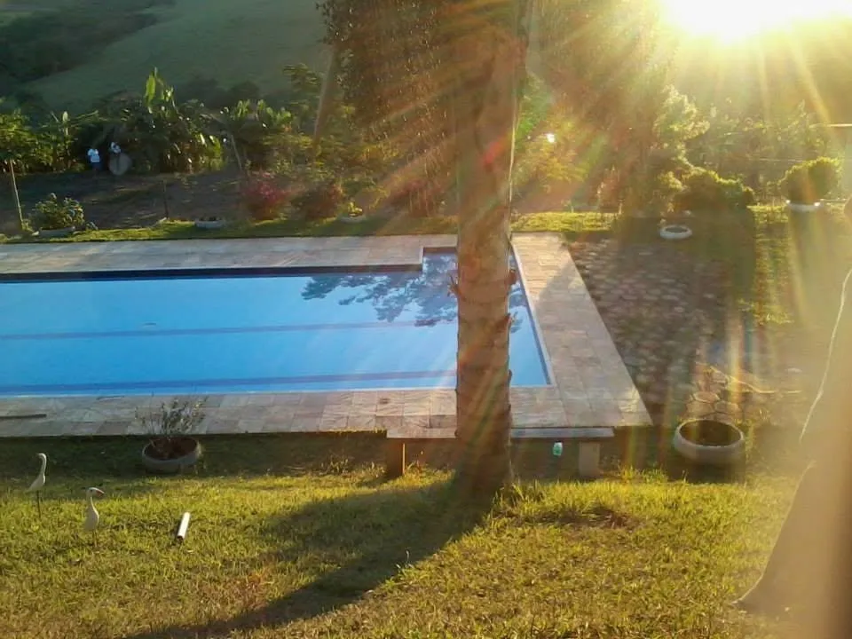 Imagem Vendo um ótimo sítio em Igarapé / Mg , Portal Serra Azul, com 20.000 m² de terra