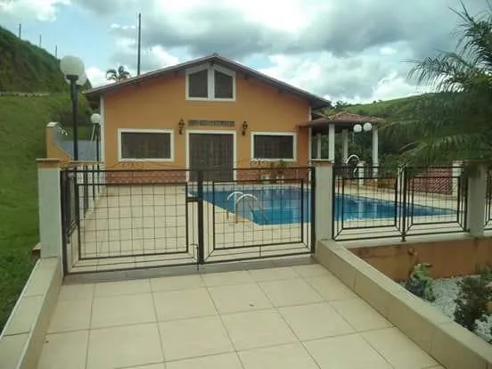 Imagem Chácara à venda 3 Quartos, 1 Suite, Zona Rural, Guaratinguetá - SP