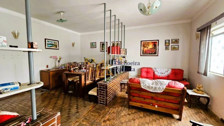 Imagem Casa com 4 dormitórios à venda - Alto da Igreja - Cachoeira Paulista/SP