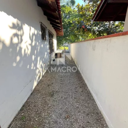 Imagem Casa c/ piscina | Barra | 3 quartos (2 suítes) | 140m²