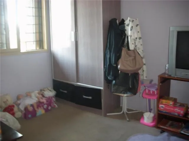 Imagem Casa para Venda - 238m², 4 dormitórios, sendo 1 suites, 2 vagas - Medianeira
