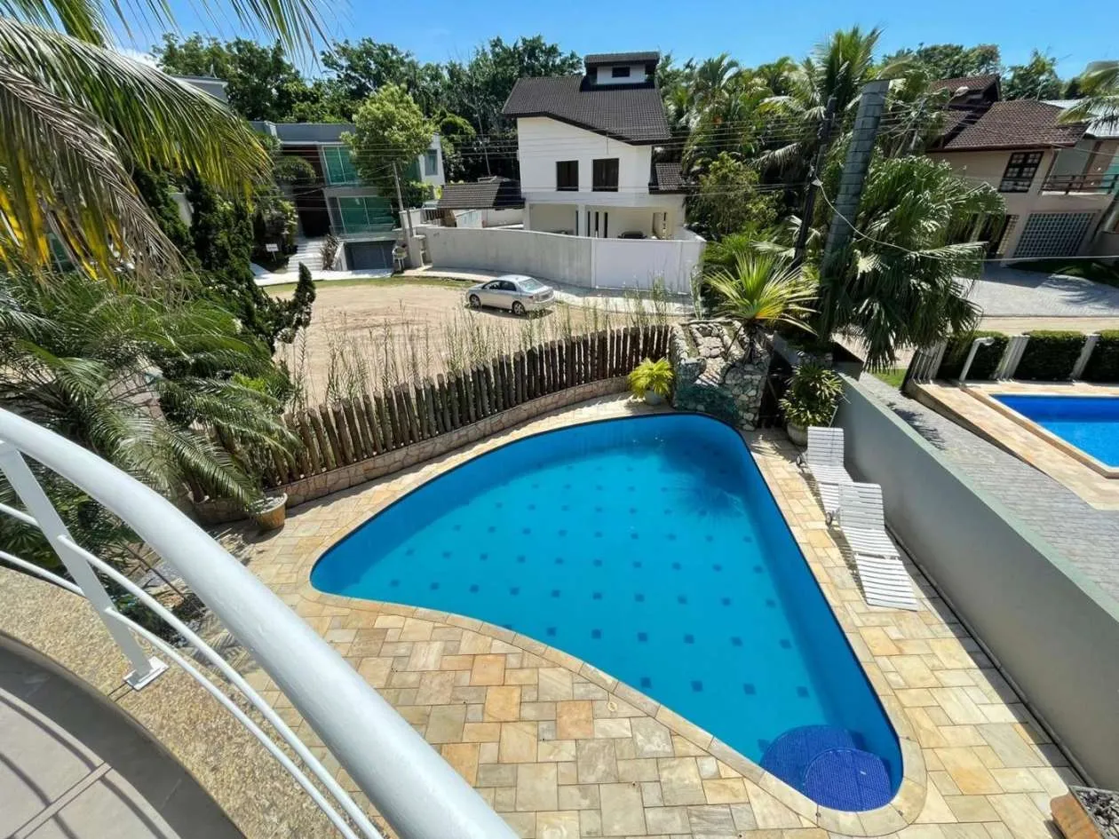 Imagem Casa para Venda em Bertioga, Riviera, 5 dormitórios, 5 suítes, 7 banheiros, 3 vagas