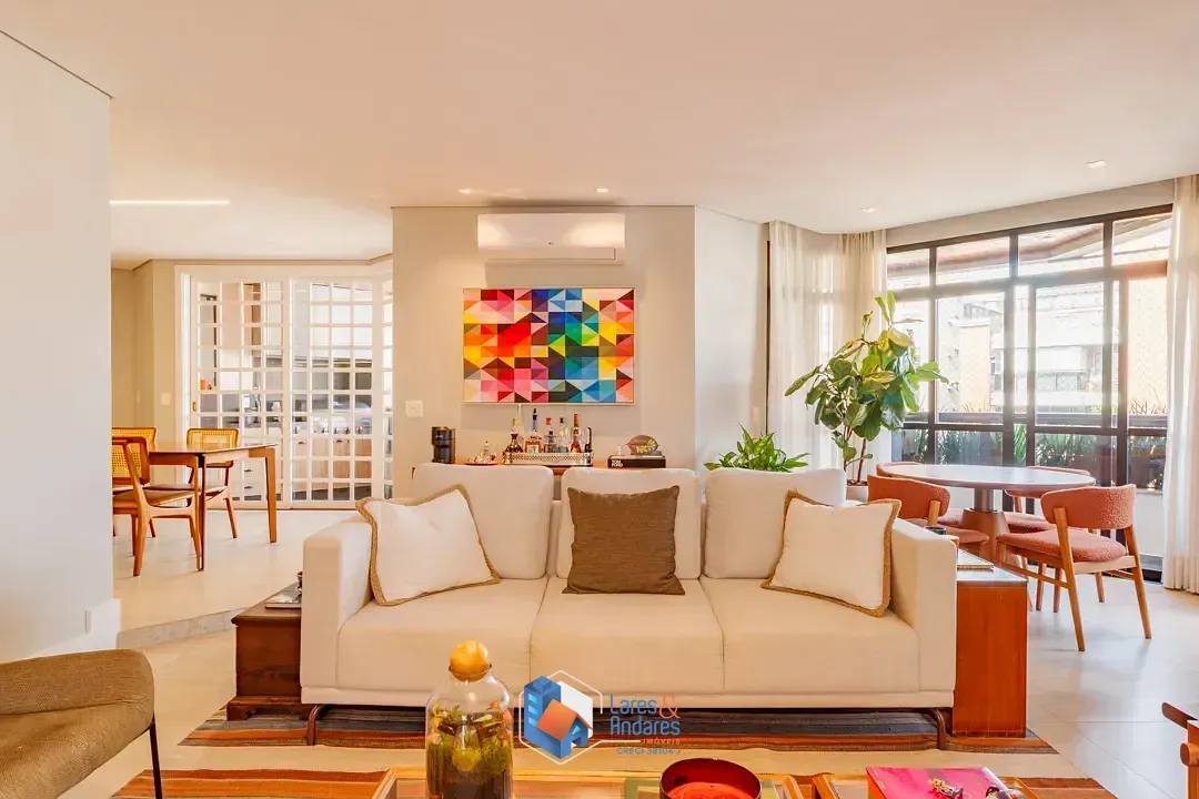 Imagem Apartamento para venda em Real Parque com 3 quartos, sendo 3 suítes, 289m²
