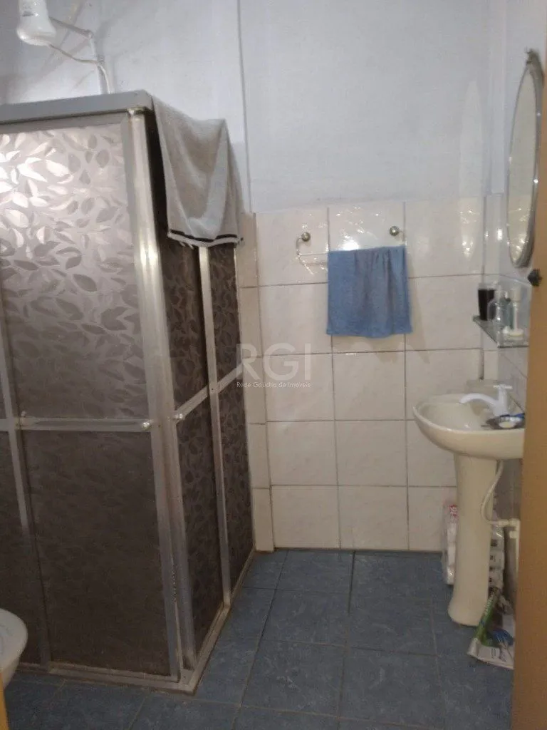 Imagem Casa para Venda - 76m², 5 dormitórios, 3 vagas - Santo Antonio