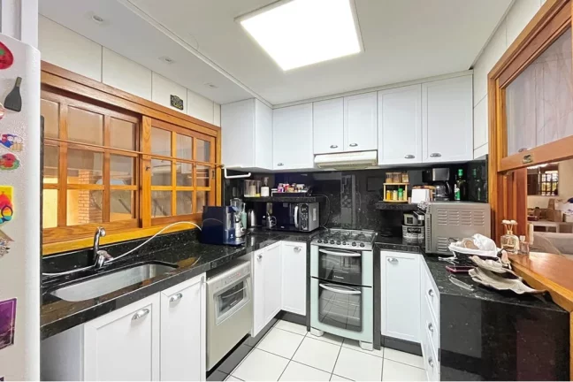 Imagem Casa em Condomínio para venda no bairro Pedra Redonda em Porto Alegre