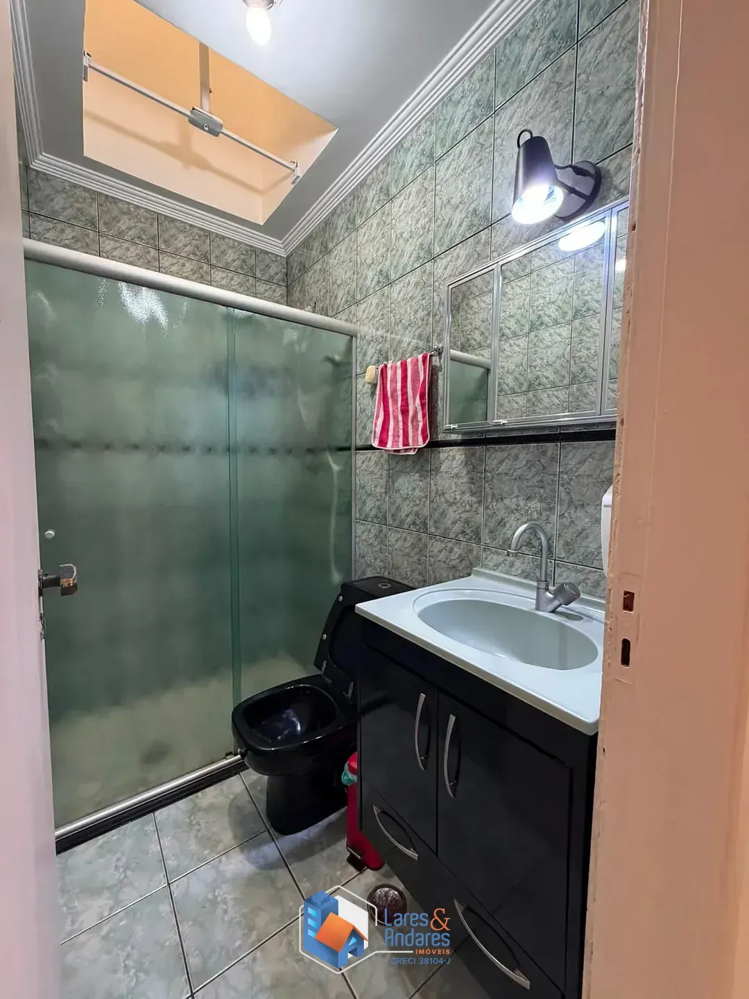Imagem Sobrado para venda em Vila Guedes com 3 quartos, 79m²