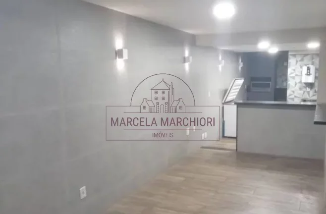 Imagem Apartamento 2 quartos, suite, quadra do mar, semi mobiliado, 1 vaga cobert