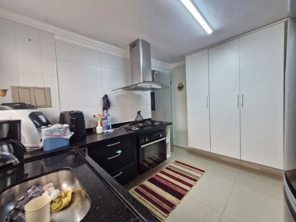 Imagem CASA COM 225,00 m² - MARACANÃ - PRAIA GRANDE SP
