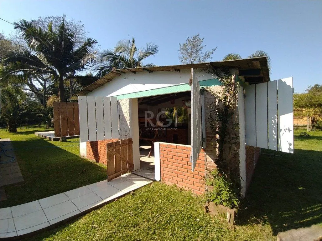 Imagem Sítio para Venda - 245m², 4 dormitórios, 10 vagas - Lami