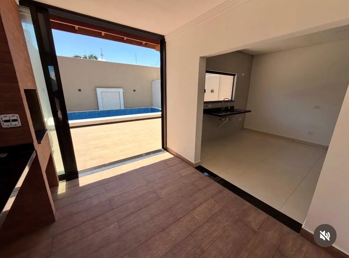 Imagem Casa para Venda em Itanhaém, Bopiranga, 4 dormitórios, 4 suítes, 2 banheiros, 4 vagas