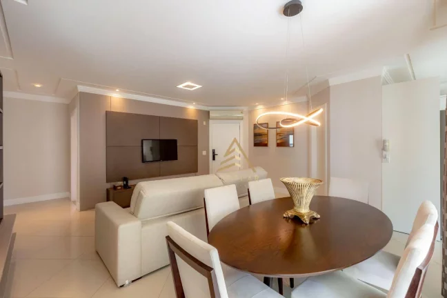 Imagem Apartamento com 3 dormitórios à venda, 131 m² por R$ 3.746.277,93 - Centro - Balneário Camboriú/SC