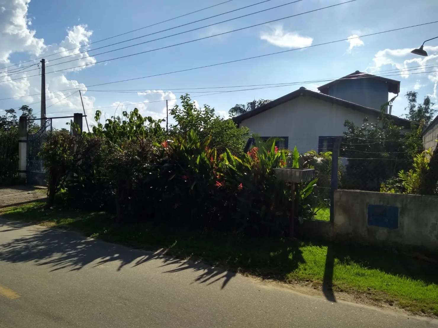 Imagem Chácara à venda 2 Quartos, 2 Suites, 3 Vagas, 1350M², Mandú, Pindamonhangaba - SP