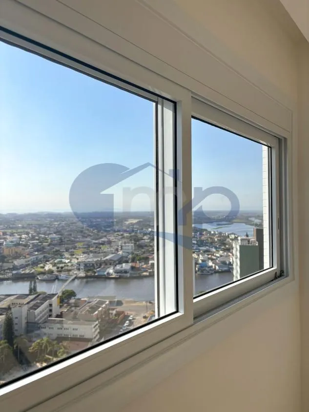 Imagem Apartamento á venda com 2 dormitórios no Predial em Torres/RS