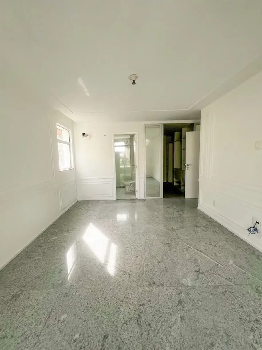Imagem Apartamento com 3 Quartos à Venda, 260 m² em Meireles - Fortaleza