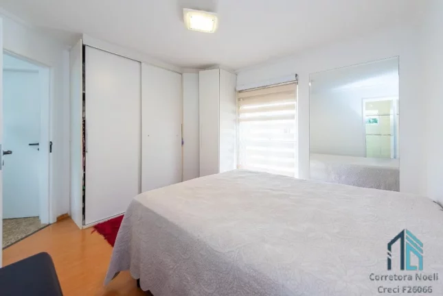 Imagem Sobrado Mobiliado com ático, 03 quartos c/suíte no Boqueirão/Hauer em Curitiba PR