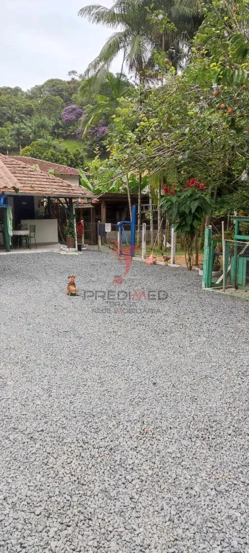 Imagem Chácara em Blumenau. Com rancho em construção. Lagoa com água. Poço artesiano. Pomar