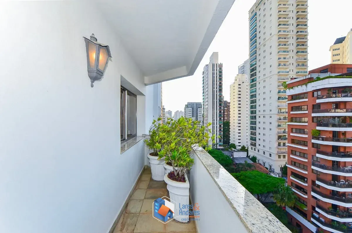 Imagem Cobertura para venda em Brooklin com 3 quartos, sendo 3 suítes, 393m²